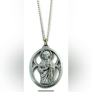Vintage Pewter Sacred Heart of Jesus Pendant On 20”Chain Christian Jewelry